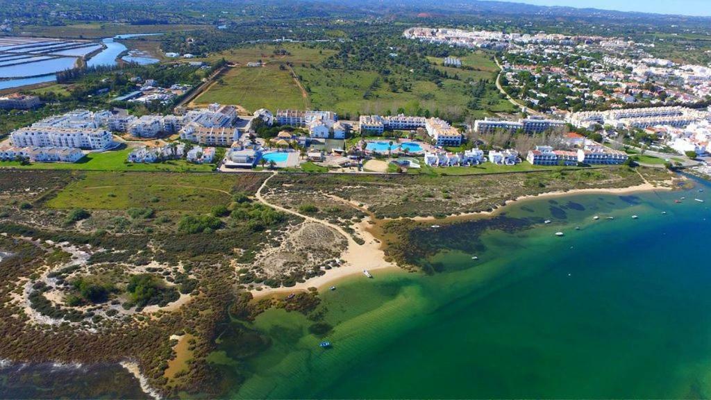 Golden Beach Apartment, Cabanas - Rua Das Giestas Lote 4 J Кабанаш-де-Тавіра Екстер'єр фото